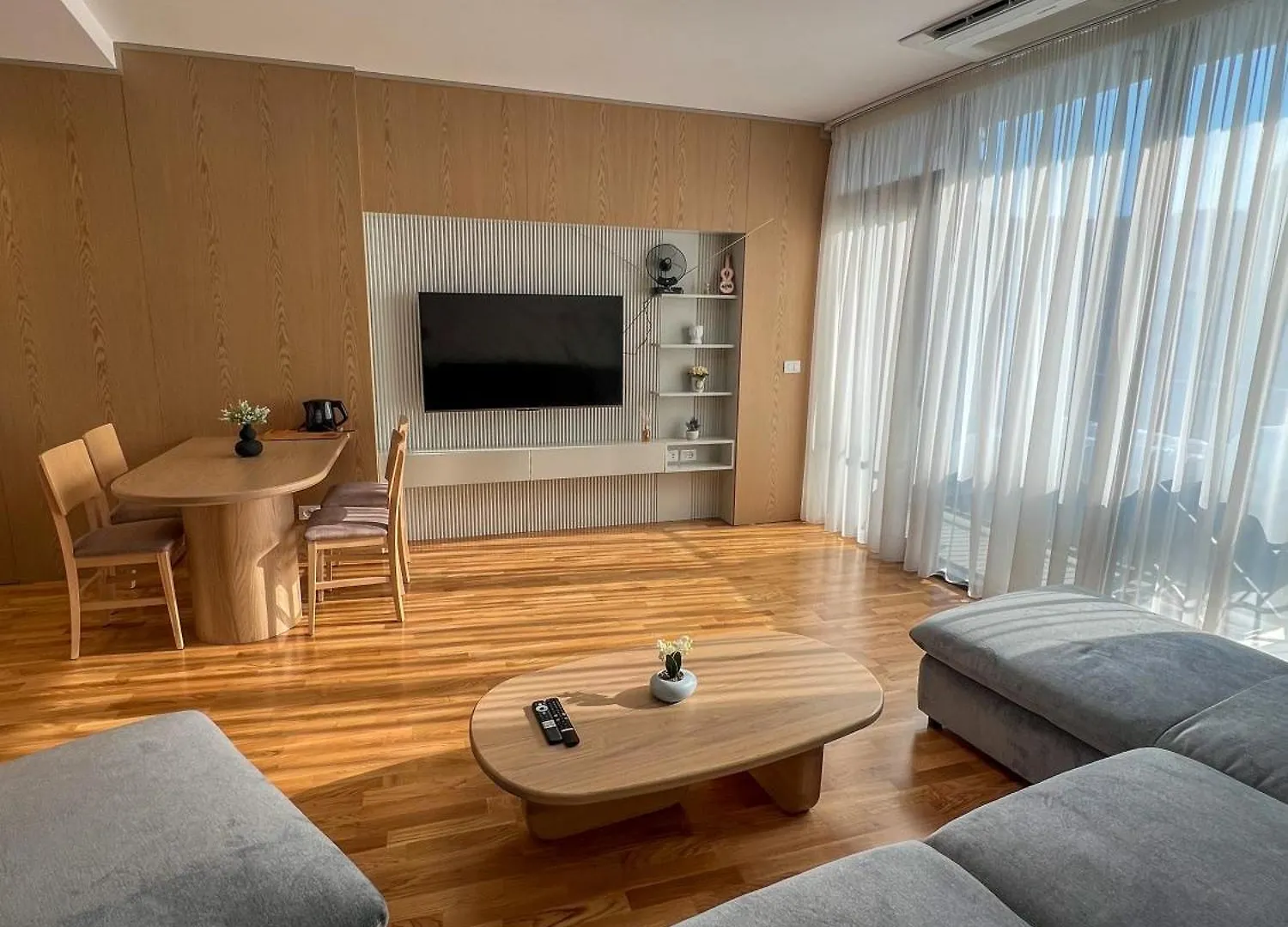 Apartment Lakeside Dream Tirana Albania