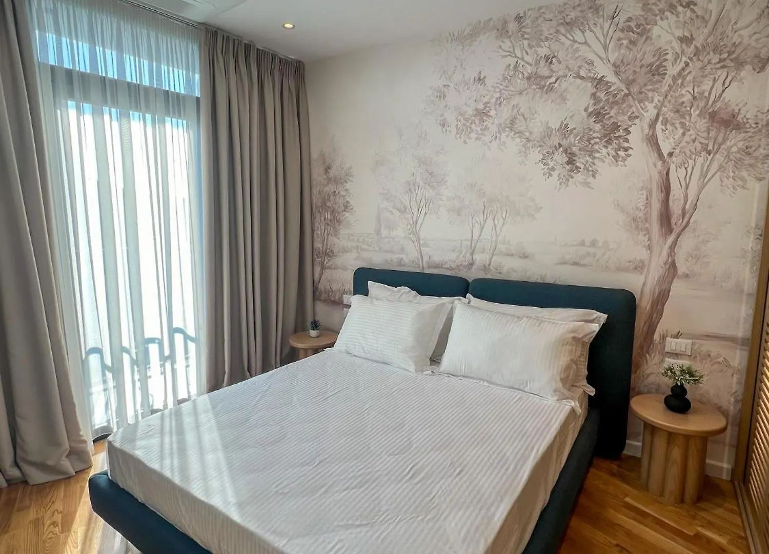 Lakeside Dream Tirana